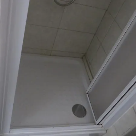 Holidays 2 Apartment Split