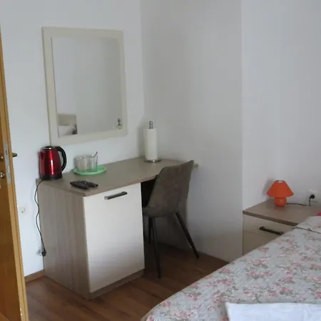 Apartment Holidays 2