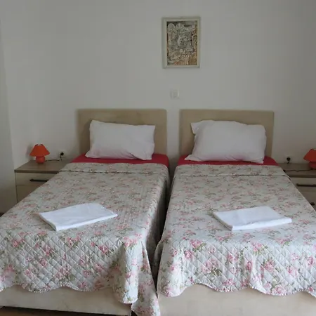 Apartment Holidays 2
